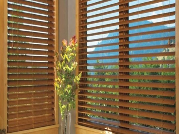 wood slat blinds